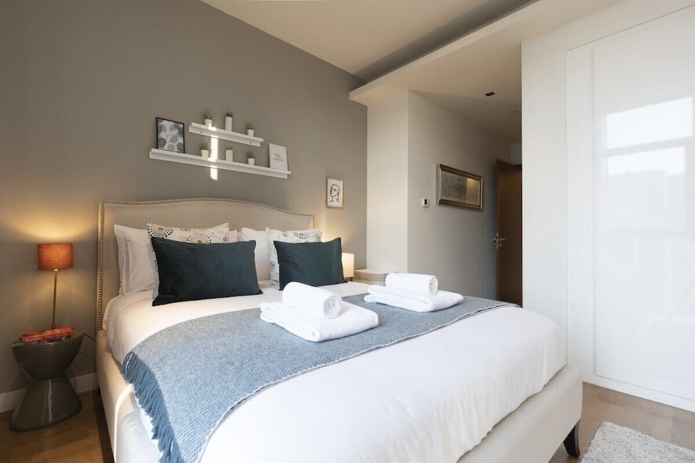 Дубай: Luxury Apartment Stroll Away From City Walk
