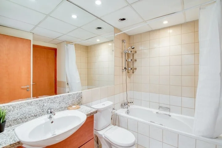 Дубай: Chic Ensuite Flat 10Min From Palm Jumeirah