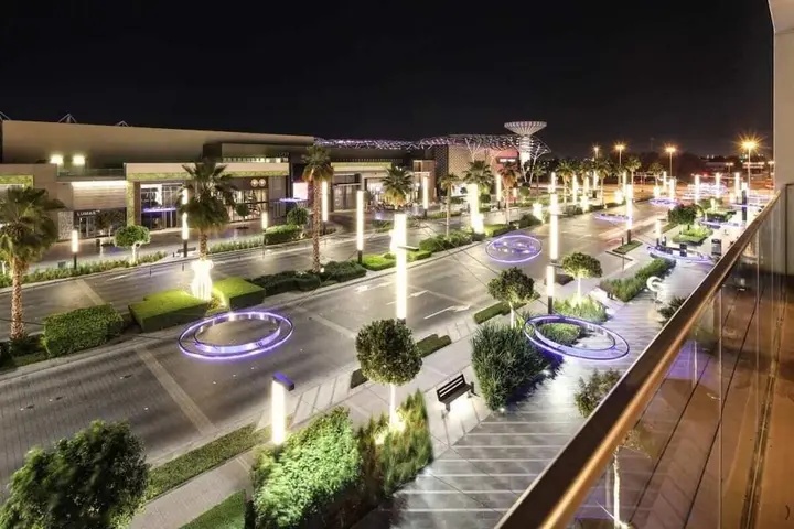 Дубай: Luxurious Getaway Right Across City Walk Mall
