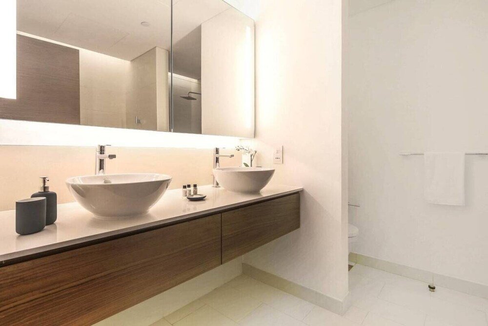 Дубай: Luxurious Getaway Right Across City Walk Mall