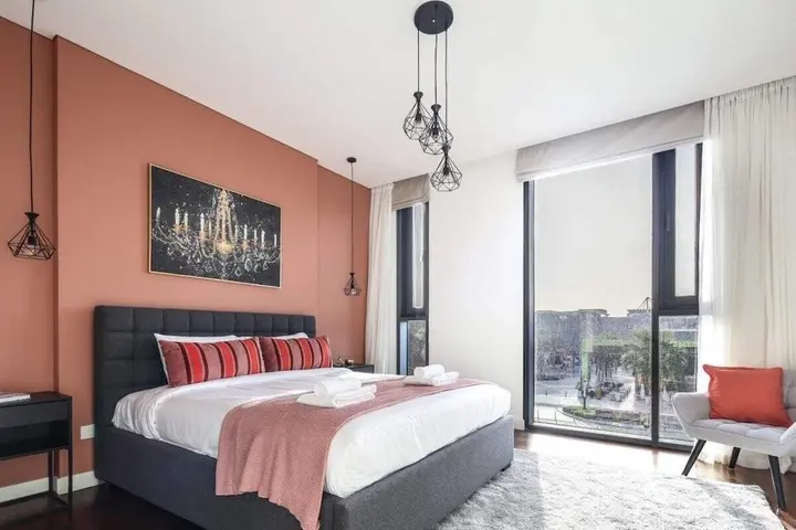 Дубай: Luxurious Getaway Right Across City Walk Mall