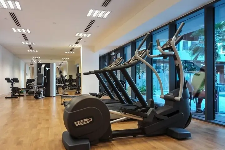 Дубай: Luxurious Getaway Right Across City Walk Mall
