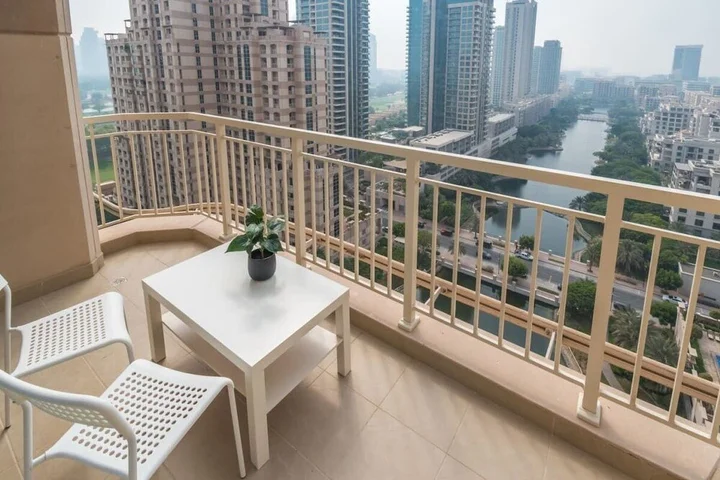 Дубай: Relaxing, Chic Apartment in The Views