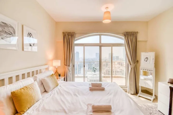 Дубай: Relaxing, Chic Apartment in The Views