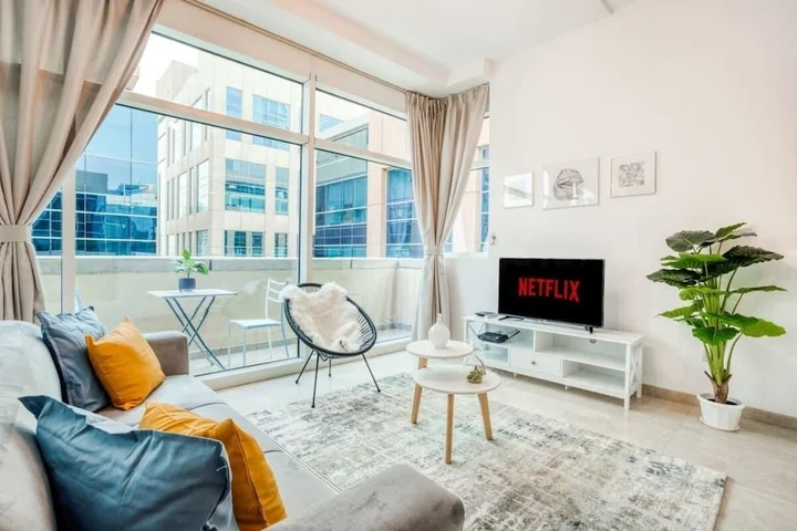 Дубай: Chic & Cosy Apartment in Bay Square