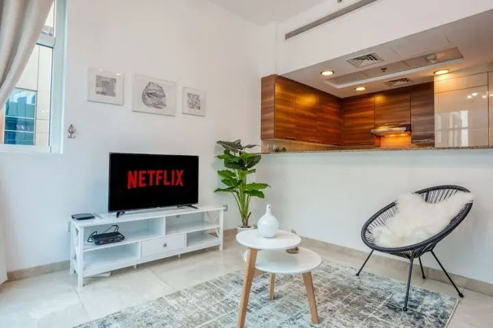 Дубай: Chic & Cosy Apartment in Bay Square