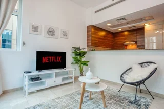 Дубай: Chic & Cosy Apartment in Bay Square