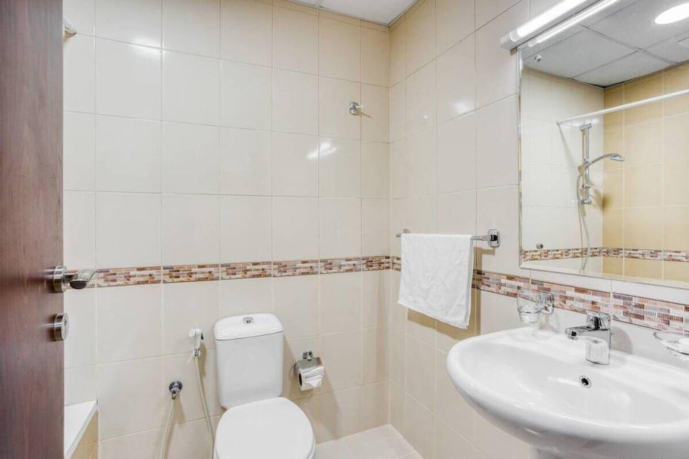 Дубай: Newly Furnished Apartment In The Heart Of Jlt