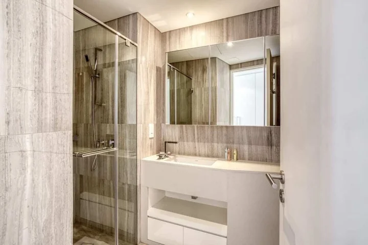 Дубай: Comfy Studio In D1 Tower With Views Of The Creek