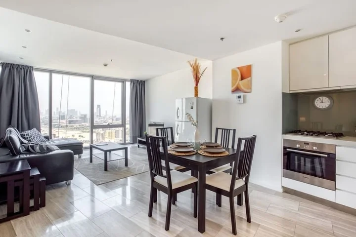 Дубай: Comfy Studio In D1 Tower With Views Of The Creek