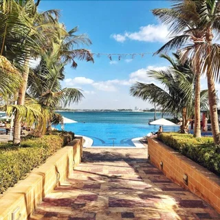 Дубай: Stunning Apartment W/ Beach Access at the Palm!