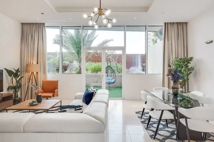 Дубай: Stunning Apartment W/ Beach Access at the Palm!