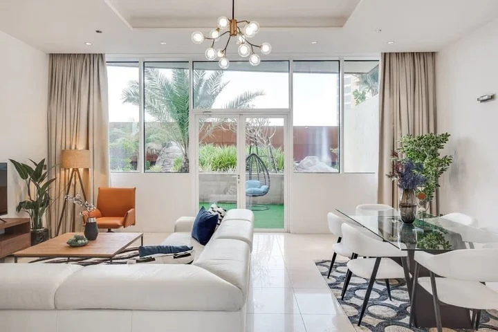 Дубай: Stunning Apartment W/ Beach Access at the Palm!