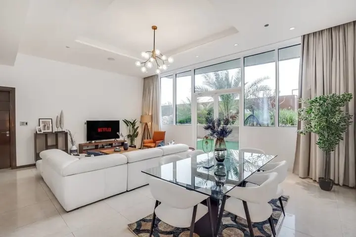 Дубай: Stunning Apartment W/ Beach Access at the Palm!