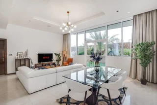 Дубай: Stunning Apartment W/ Beach Access at the Palm!