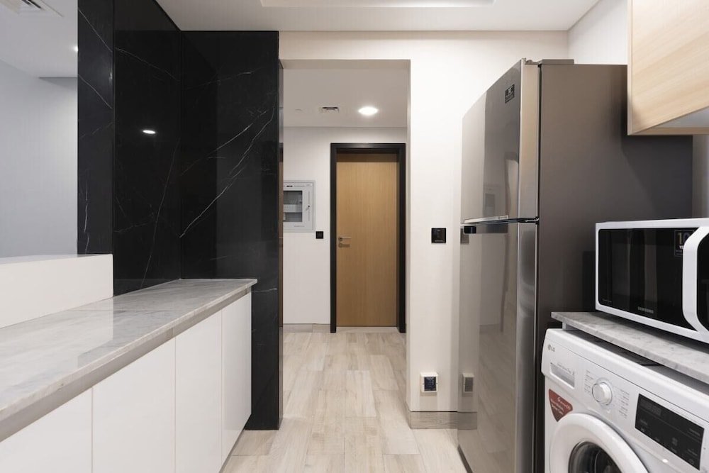 Дубай: Contemporary 1Br Apartment In Arjan Priva Living