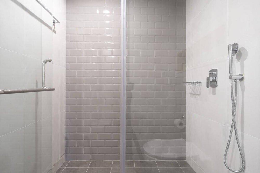 Дубай: Stunning 2Br Apartment @ Priva Living, Arjan