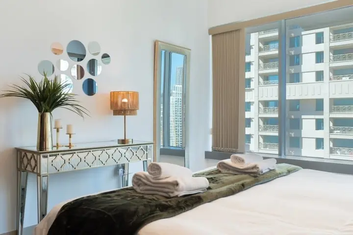 Дубай: Incredible Apartment With Balcony Fits 4