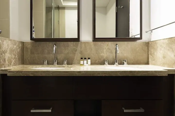 Дубай: Incredible Apartment With Balcony Fits 4
