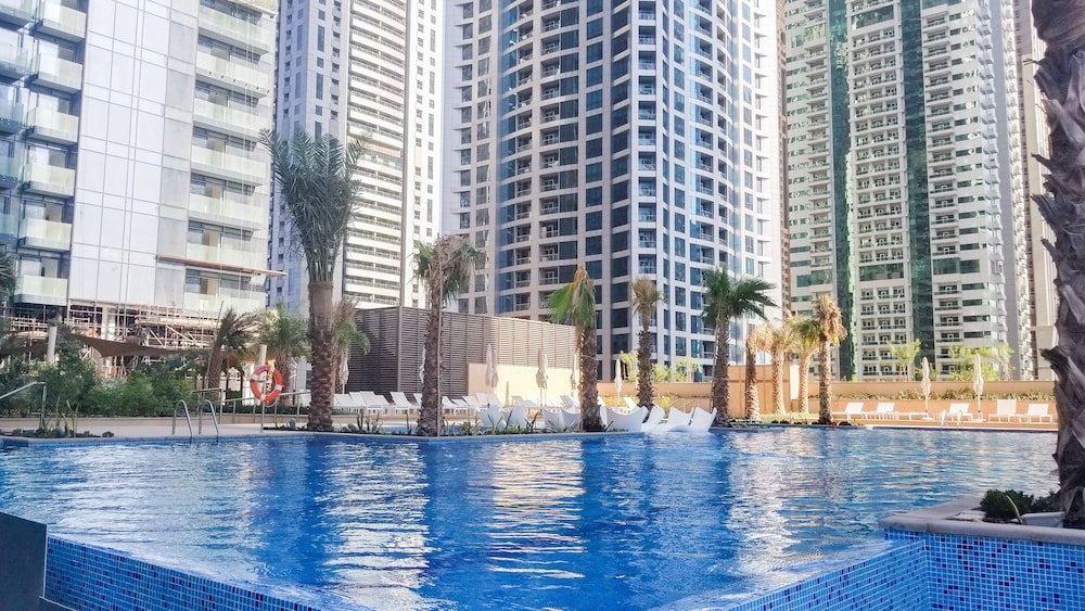 Дубай: Luton Vacation Homes Marina Gate Tower 2