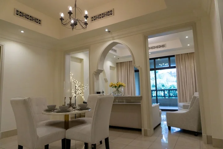 Дубай: Airbetter Souk Al Bahar