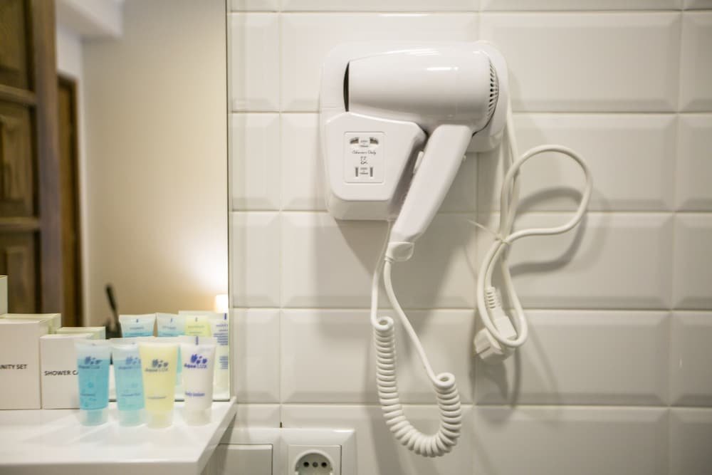 Тбилиси: Tribu Express Hotel