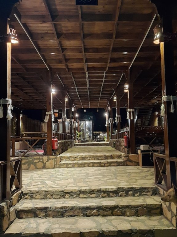 carousel image 4