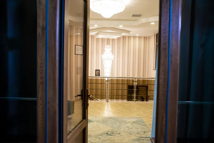 Баку: Отель Sebail Inn — хостел