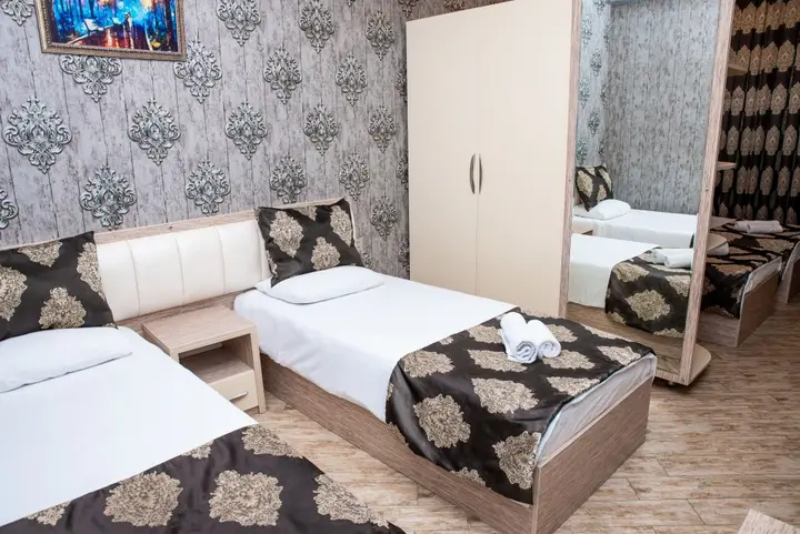 Баку: Отель Sebail Inn — хостел