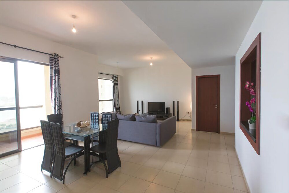 Дубай: Rojen Luxury Apartments