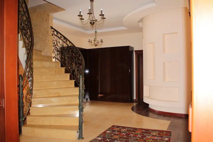 Цахкадзор: Гостевой Дом Vila Plaza