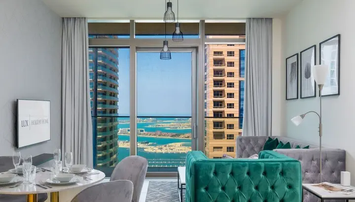 Дубай: LUX Holiday Home - Marina Gate 2