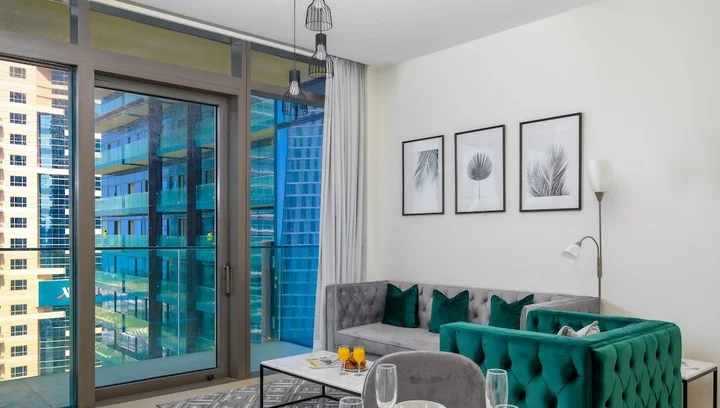 Дубай: LUX Holiday Home - Marina Gate 2