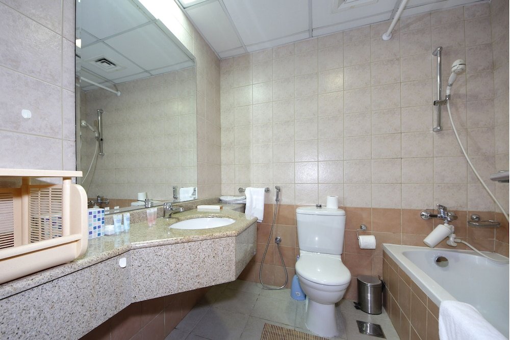 Дубай: Cozy 1BR in Marina Walk with Balcony