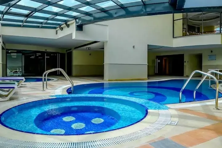 Дубай: Cozy 1BR in Marina Walk with Balcony