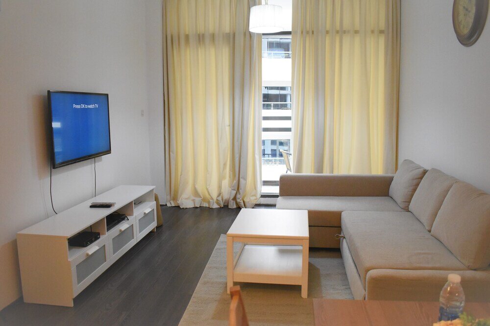 Дубай: Cozy 1 Bedroom In J8 Al Safouh