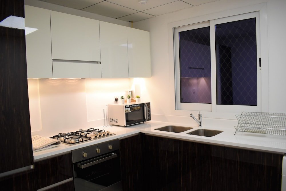 Дубай: Cozy 1 Bedroom In J8 Al Safouh