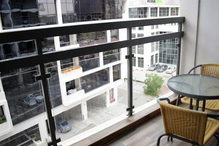 Дубай: Cozy 1 Bedroom In J8 Al Safouh