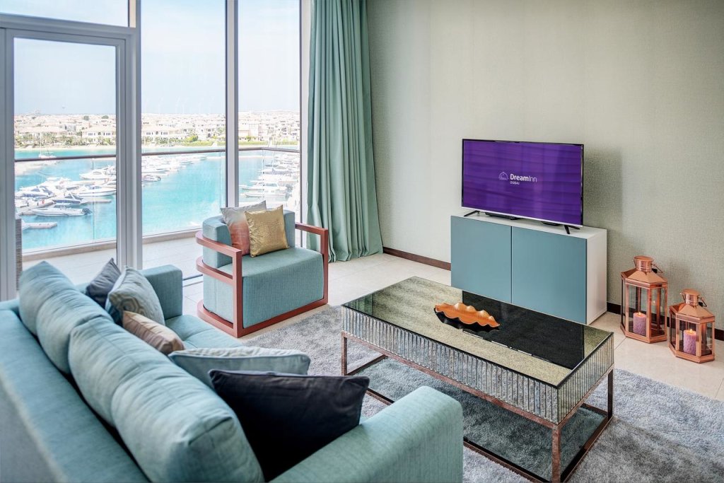 Дубай: Dream Inn - Tiara Palm Residence 3BR Apartment