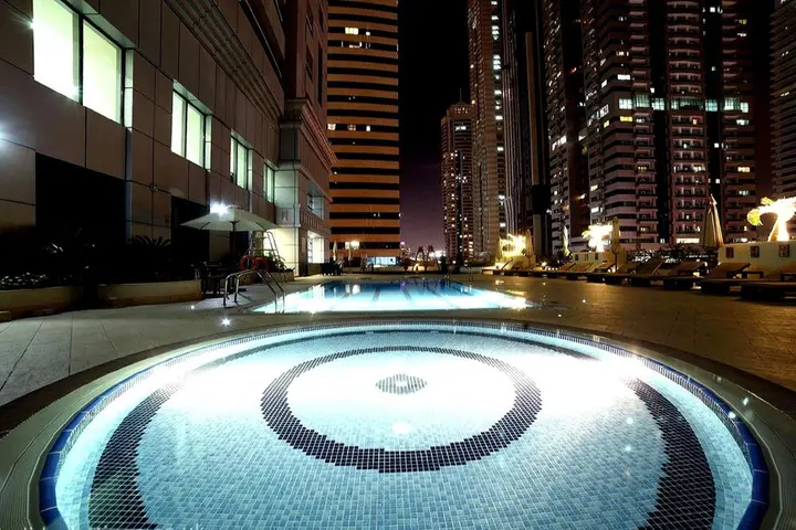 Дубай: 1BR Dubai Marina View Princess Tower 1609