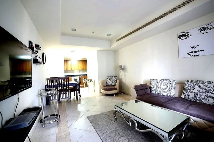 Дубай: 1BR Dubai Marina View Princess Tower 1609