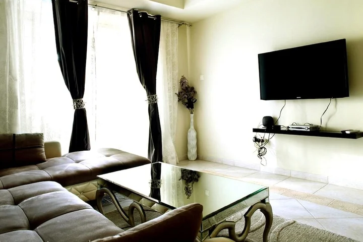 Дубай: 1BR Dubai Marina View Princess Tower 1609