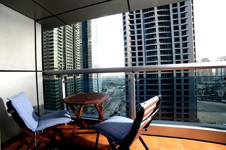 Дубай: 1BR Dubai Marina View Princess Tower 1609