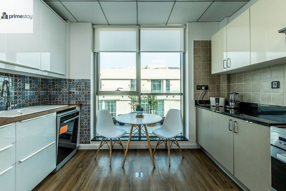 Дубай: Al Meydan - The Polo Residence 402