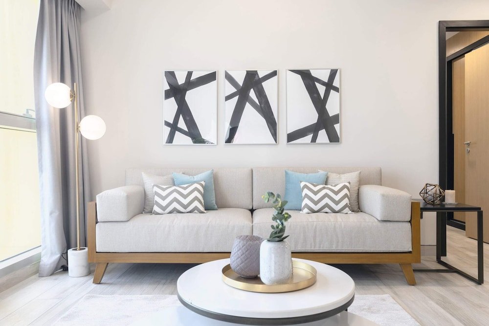 Дубай: Cosy Apartment Pool & Gym Great Amenities 4910