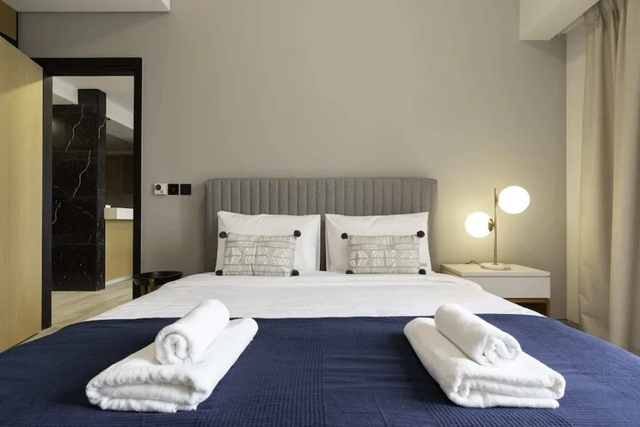 Дубай: Miracle Garden View Amazing Amenities Free Parking 4921
