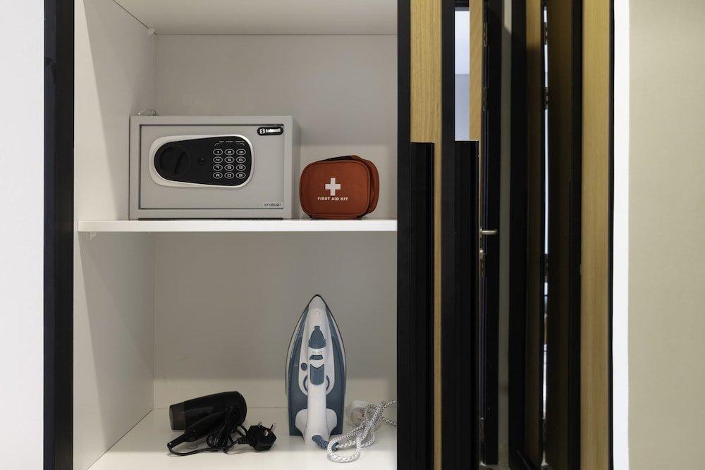 Дубай: Ideal Flat City View Premium Facilities 4927