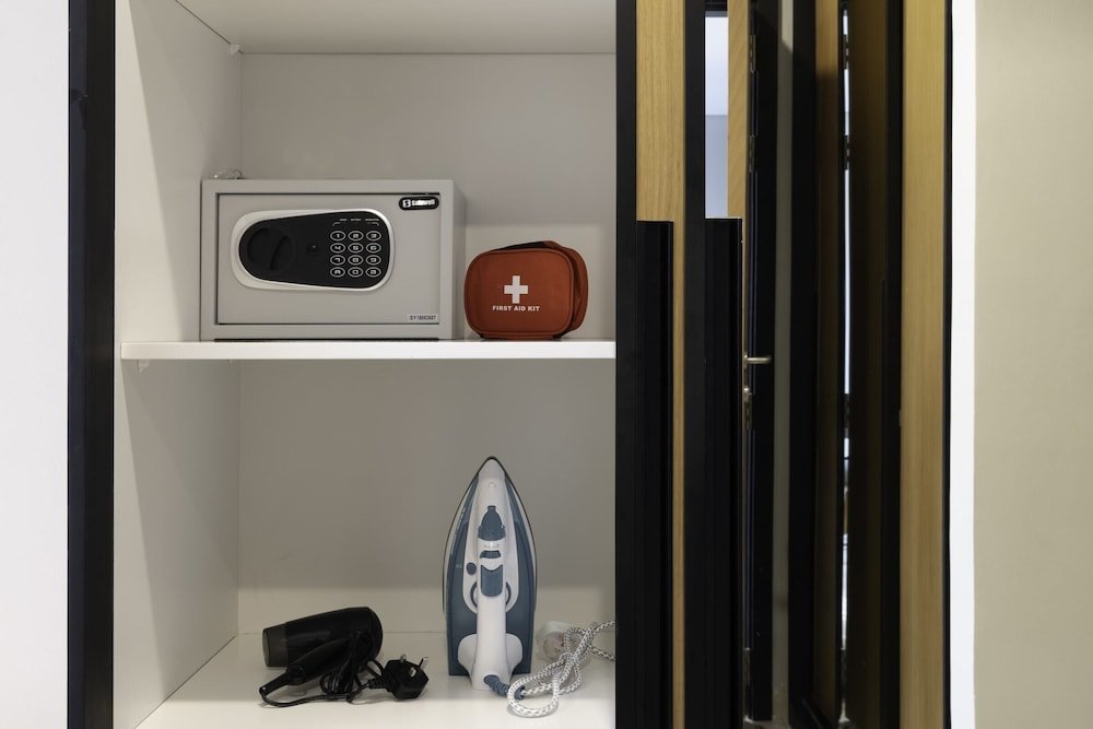 Дубай: Pool & Gym Great Neighbourhood Brand New Flat 4923