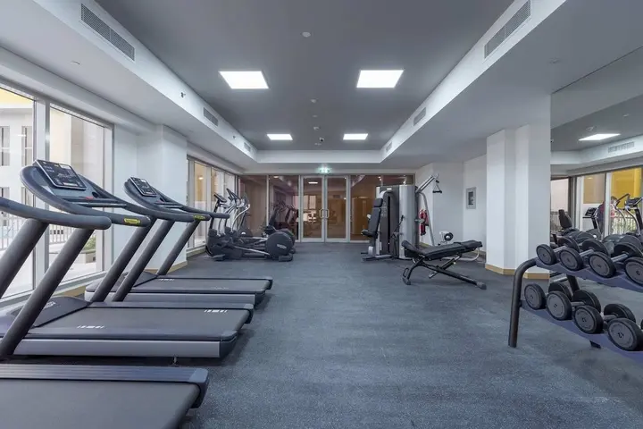 Дубай: Premium Amenities Captivating Apt Pool & Gym 4908