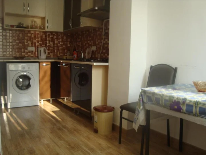Ереван: Apartments Azatutyan Avenue 19